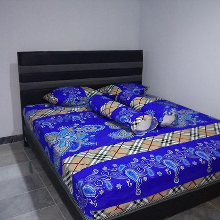 Villa Sabrina Bumi Ciherang Panjaweujan Eksteriør bilde