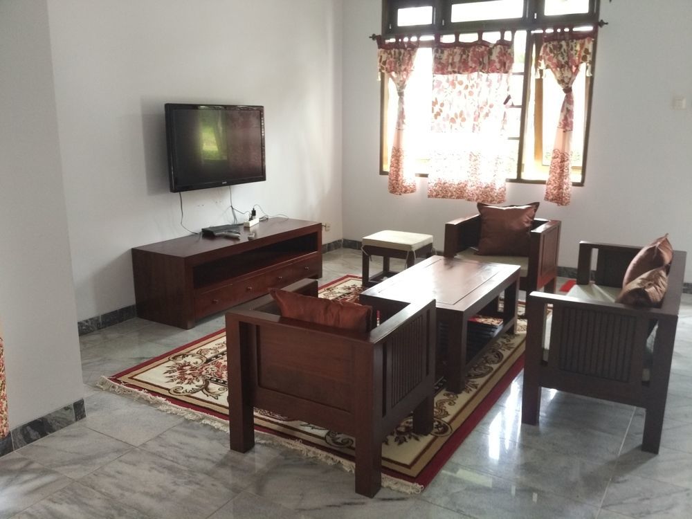 Villa Sabrina Bumi Ciherang Panjaweujan Eksteriør bilde